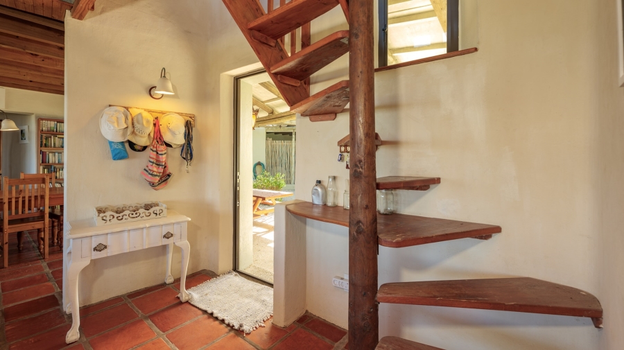 6 Bedroom Property for Sale in Suiderstrand Western Cape